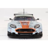 Aston Martin Vantage GT3 Gulf Dirty Girl #009 Analog / Carrera Digital 132
